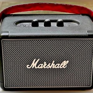 Marshall bluetooth speaker